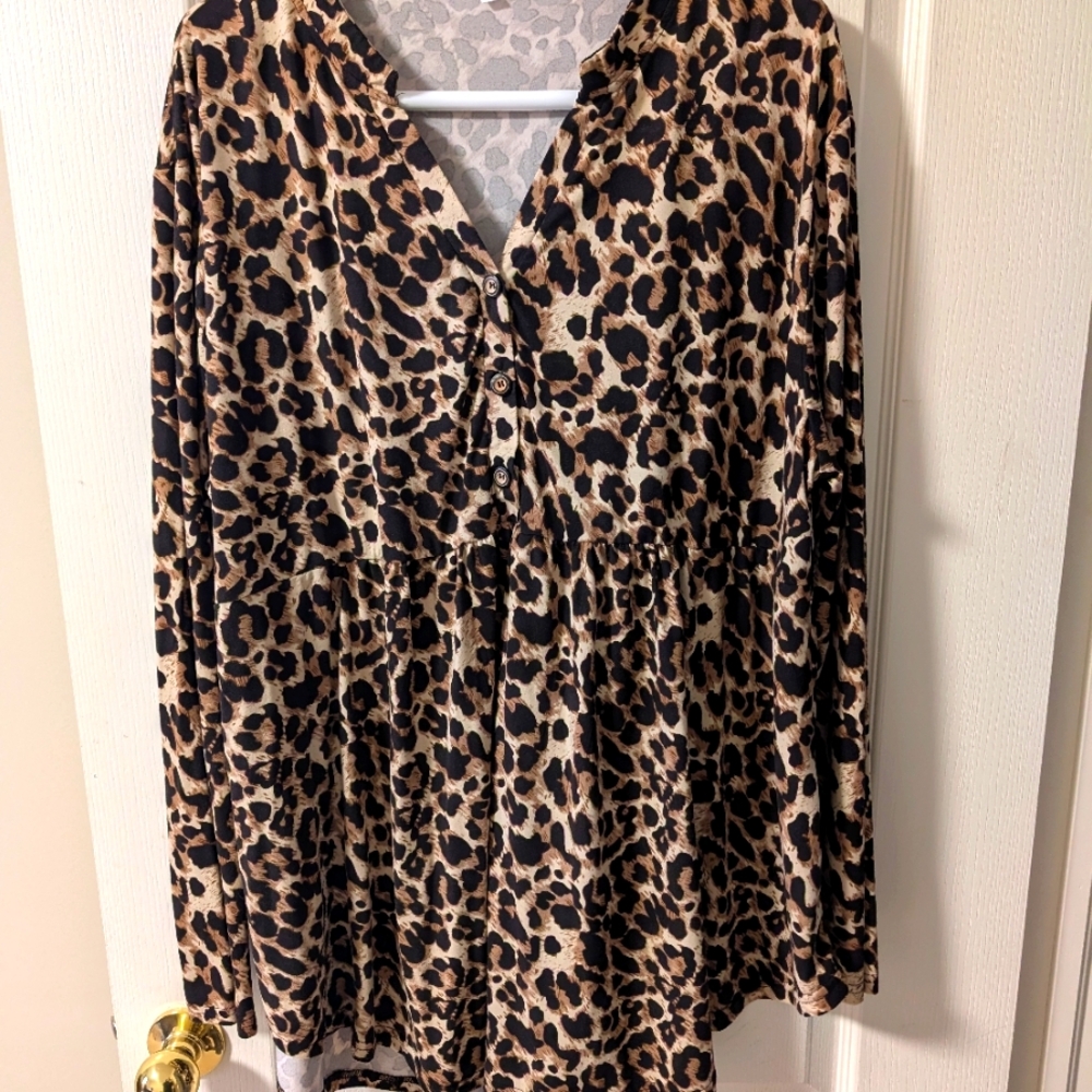 Leopard Print Long Sleeve Tunic